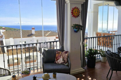 bc1eba6aa7041b53165a9d1670fee97d - 31