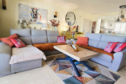 bc1eba6aa7041b53165a9d1670fee97d - 8