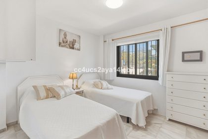 bc46da993595f68b0f25793e38cb0c63 - 18