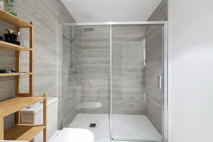 bc8e526f34c57356ddc0393a14de0f8e - 19