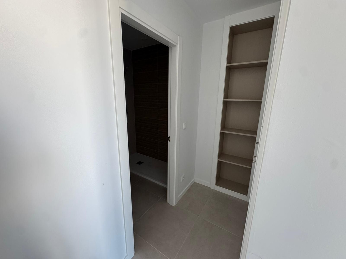 bc914da56af942b8b7ccf3d513f7bab8 - 12