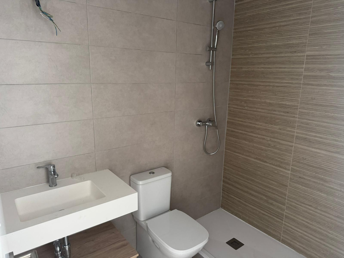 bc914da56af942b8b7ccf3d513f7bab8 - 14