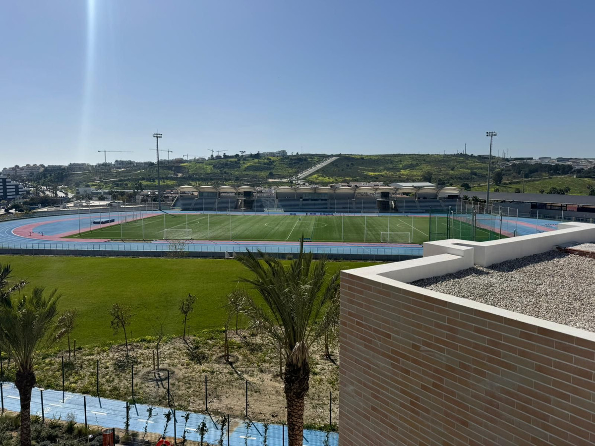 bc914da56af942b8b7ccf3d513f7bab8 - 16