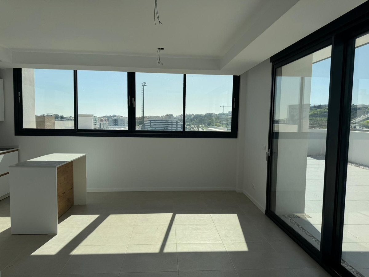 bc914da56af942b8b7ccf3d513f7bab8 - 4