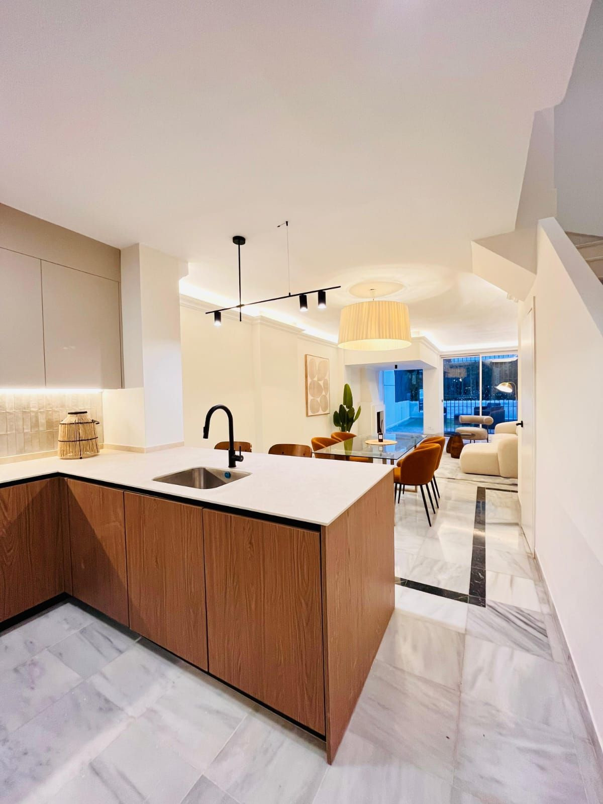 bc9bc5ac785a336b26929b8c3f59e1d1 - 2