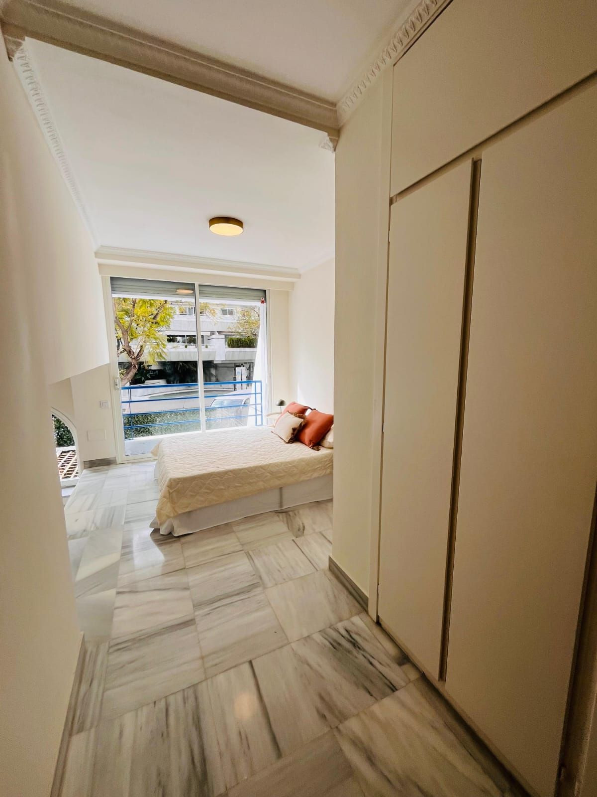 bc9bc5ac785a336b26929b8c3f59e1d1 - 24