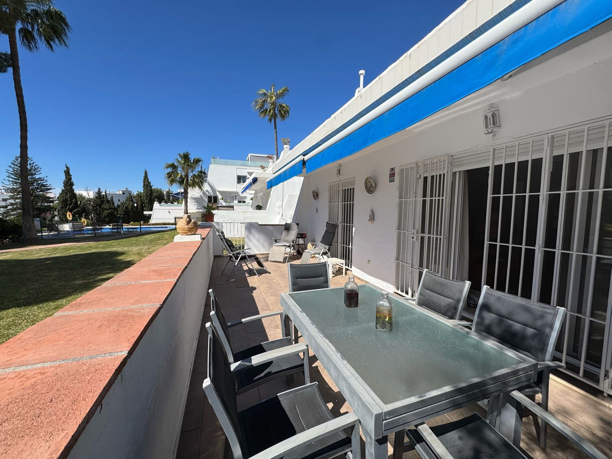 bcaa1bf2e50143c283cd4654bd6ab3c8 - 3