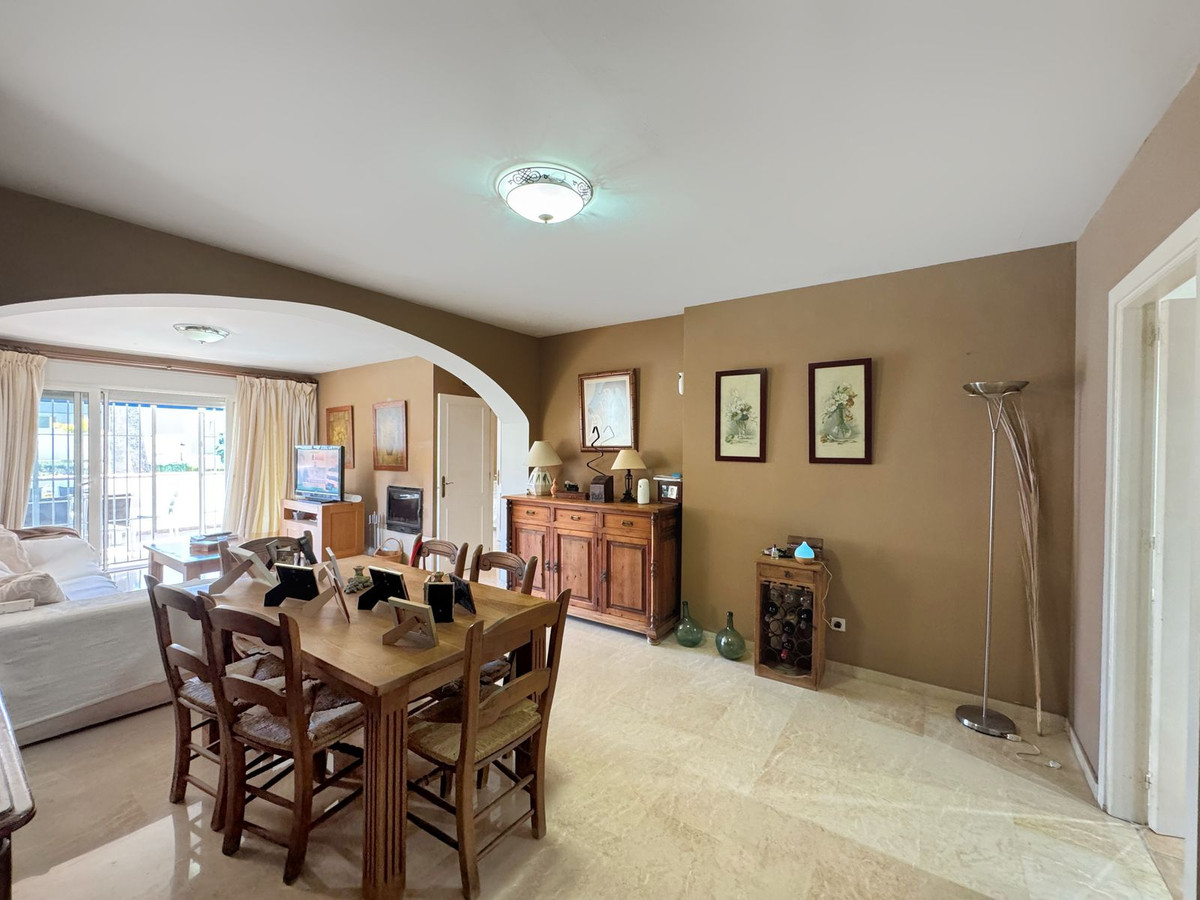 bcaa1bf2e50143c283cd4654bd6ab3c8 - 6