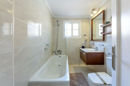 bce197a8a50994c2b67935a52c95354e - 12