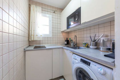 bce197a8a50994c2b67935a52c95354e - 13