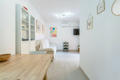 bce197a8a50994c2b67935a52c95354e - 9