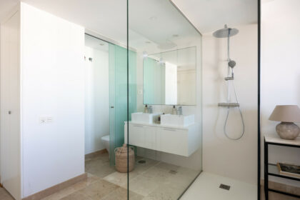 bd71d69ccb4762fe031fa876640d9d5f - 12