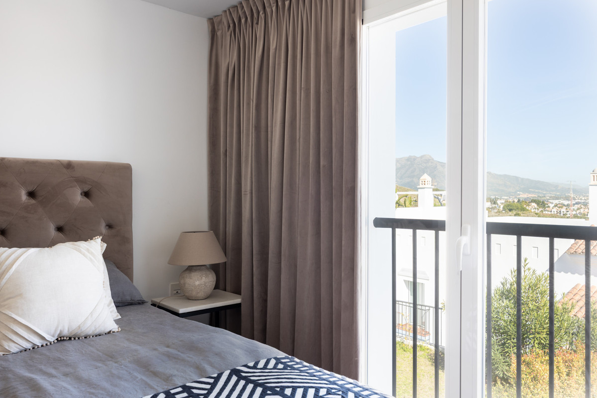 bd71d69ccb4762fe031fa876640d9d5f - 15