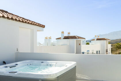 bd71d69ccb4762fe031fa876640d9d5f - 21