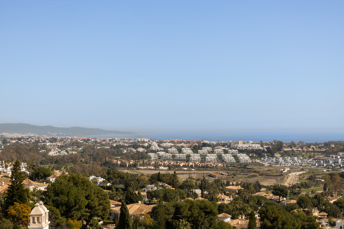 bd71d69ccb4762fe031fa876640d9d5f - 25