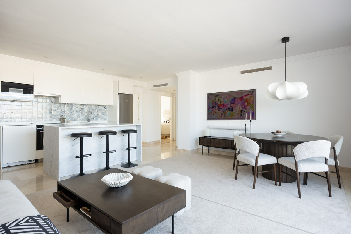 bd71d69ccb4762fe031fa876640d9d5f - 5