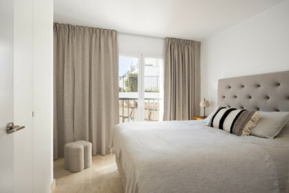 bd71d69ccb4762fe031fa876640d9d5f - 9