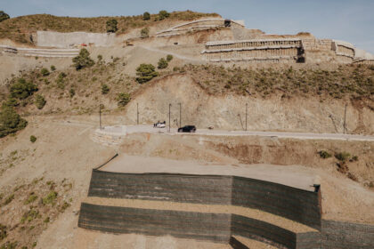 bdd7f199c65a671adee71e61e0b0e4d8 - 1