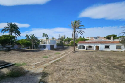 bdf7749ca52885725df2fa2667d3ae32 - 7