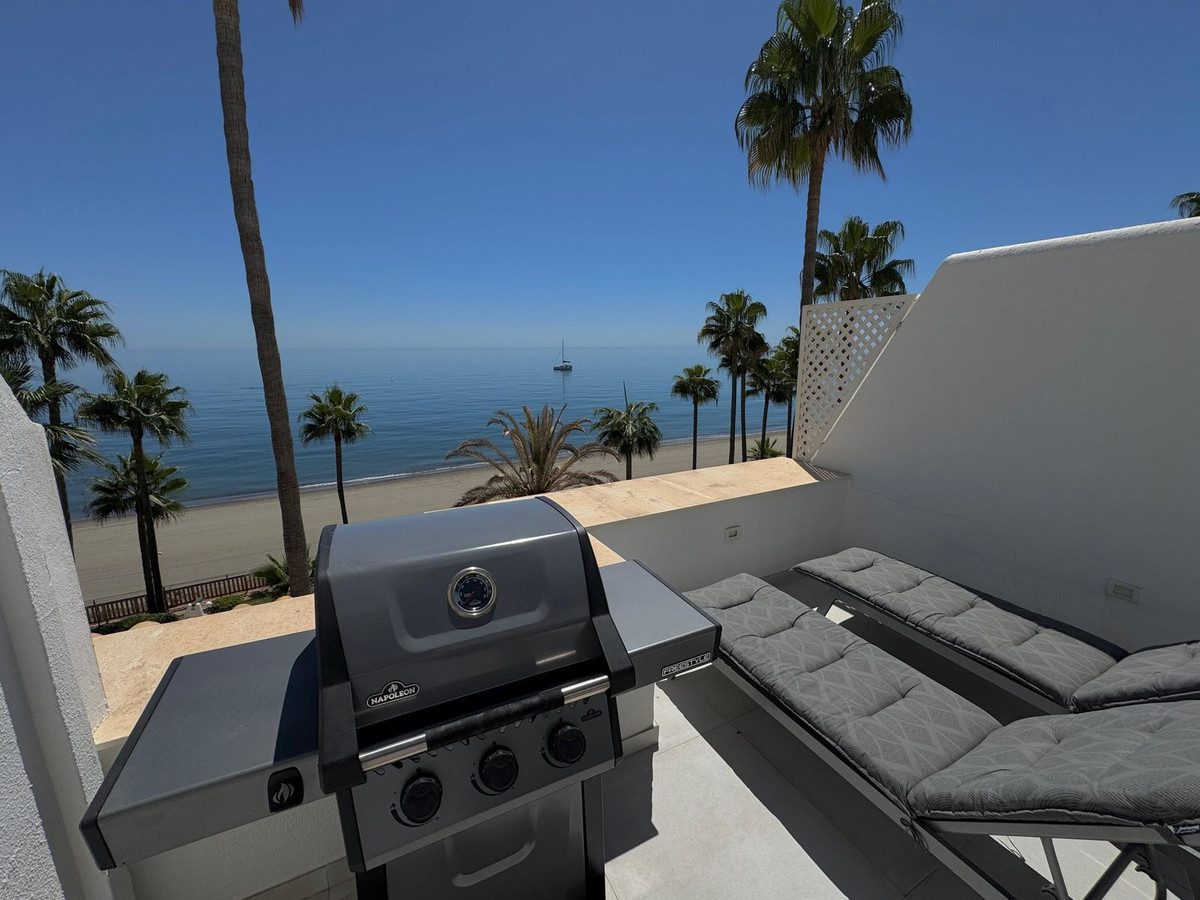 be0b72a90e0449b3cebadb1d081542fb - 5