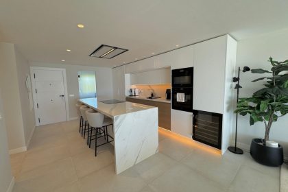 be0b72a90e0449b3cebadb1d081542fb - 7