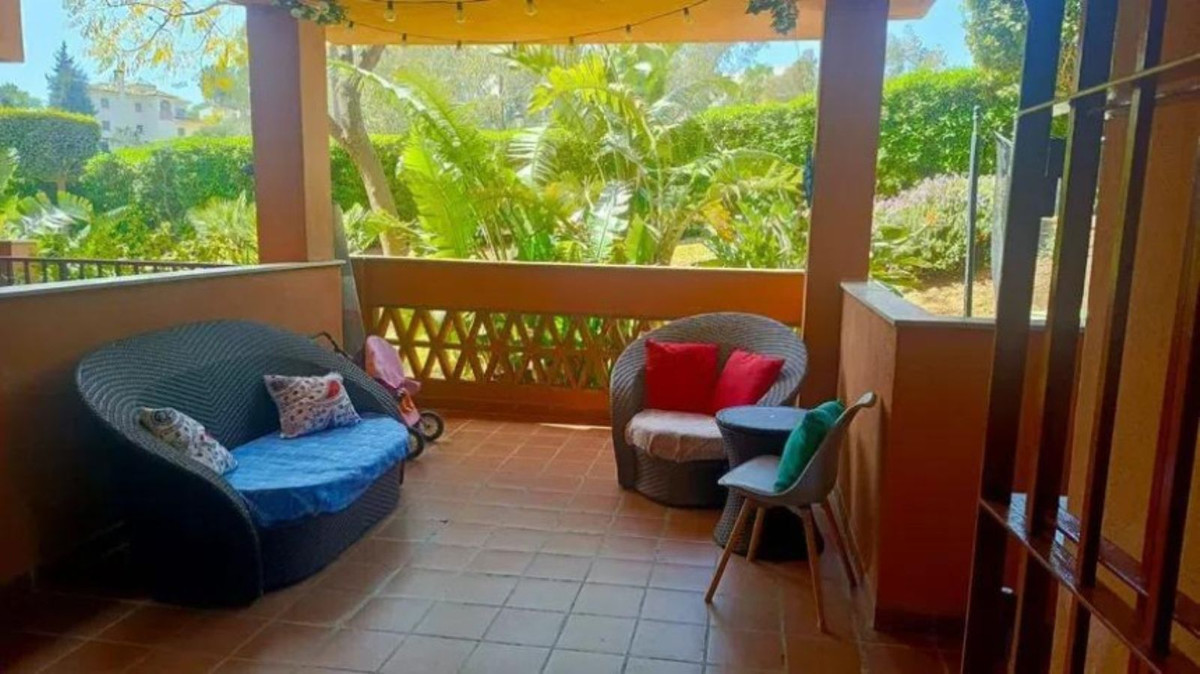 be6ff743aa3683b2e3f352171cbbc5dd - 2