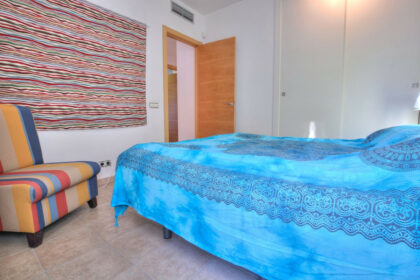 bf18cfe5617e77c05526655c45f7a5c7 - 12