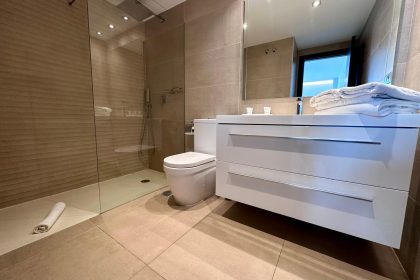 bf41ff3435837e47d1dfc955ff9bd635 - 11