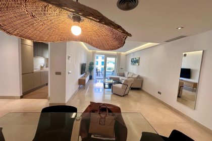 bf41ff3435837e47d1dfc955ff9bd635 - 28