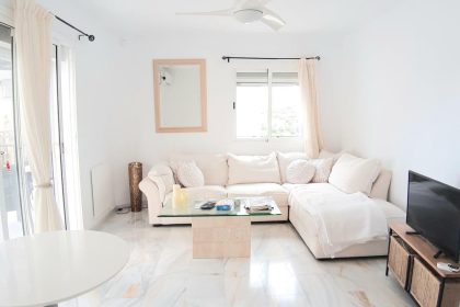 bf4b65fff547f9247c048afb6bd6e3a7 - 11