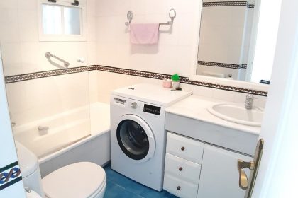 bf4b65fff547f9247c048afb6bd6e3a7 - 16