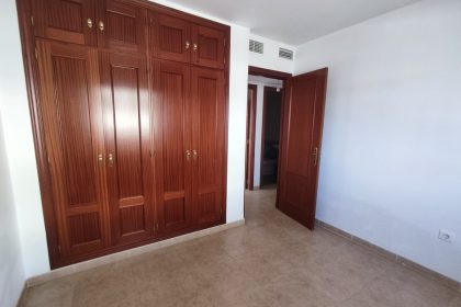 bf4dab5c5a35e26119905e6daf801028 - 12