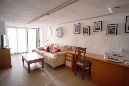 bfb79d6e371955d858ae72ee5e371d97 - 18