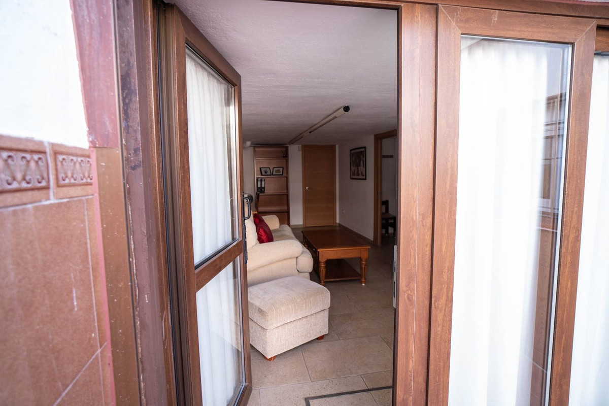 bfb79d6e371955d858ae72ee5e371d97 - 38