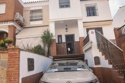 bfb79d6e371955d858ae72ee5e371d97 - 42