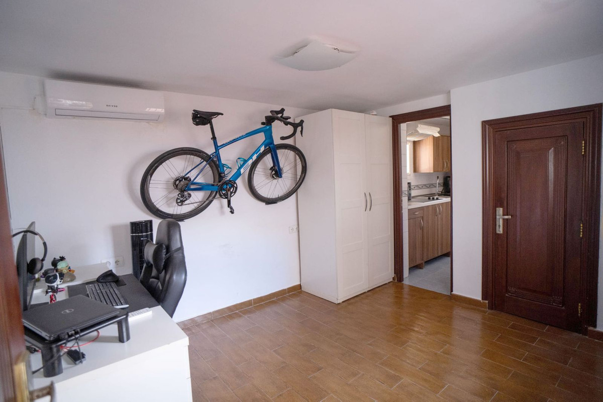 bfb79d6e371955d858ae72ee5e371d97 - 9