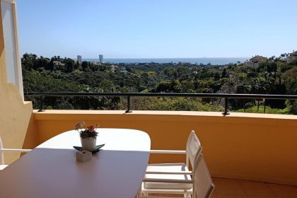 bfd33fc877a283d5cbd6179c3480556c - 1