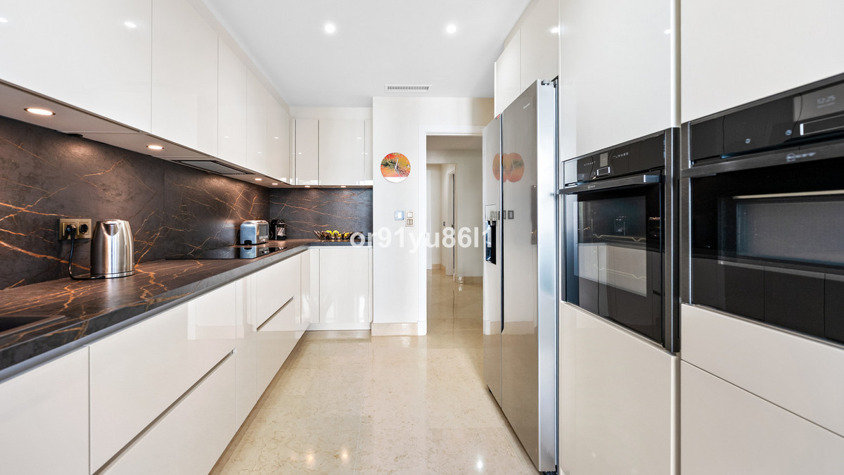 bfd47656e8f74e8923dde5e7eba66463 - 9