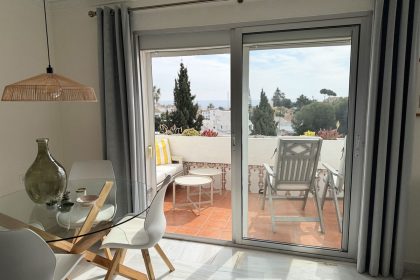 c040e7b58b7b559c8ec5be2a6b67fcc2 - 14