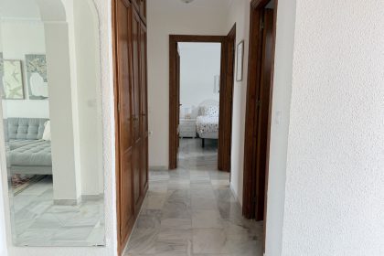 c040e7b58b7b559c8ec5be2a6b67fcc2 - 20