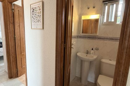 c040e7b58b7b559c8ec5be2a6b67fcc2 - 21