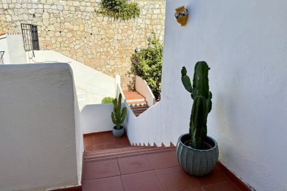 c040e7b58b7b559c8ec5be2a6b67fcc2 - 35