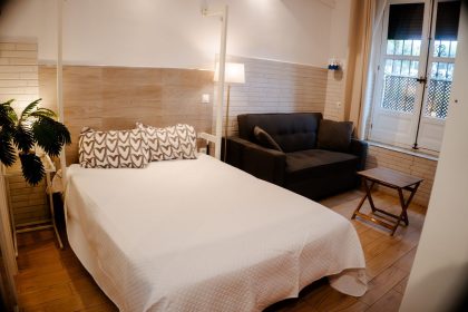 c0ad11492359da5a25c5b4c6f2bb4615 - 10