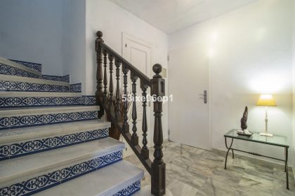 c0cbf9a9647958c2a644c91a141f0f4d - 15