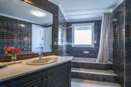 c0cbf9a9647958c2a644c91a141f0f4d - 19