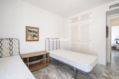 c0cbf9a9647958c2a644c91a141f0f4d - 23