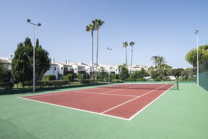 c0cbf9a9647958c2a644c91a141f0f4d - 33