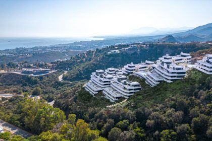 c119eb0209ef8d40c035b04eb9b9f5be - 1