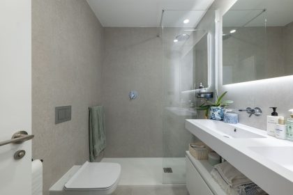 c119eb0209ef8d40c035b04eb9b9f5be - 20