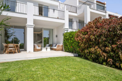 c1a30ace86bc7632e87b2e2802cd2126 - 1